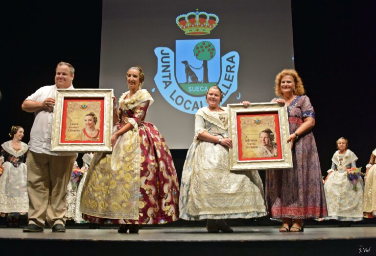 Laura Gomar i Adriana Naval són proclamades oficialment Falleres Majors de Sueca 2025