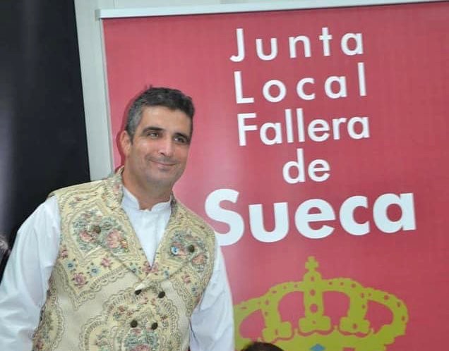Pau Tomás pren el relleu de Lorena Sendra com a nou president de la Junta Local Fallera de Sueca