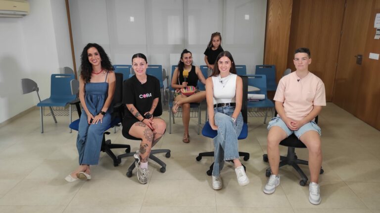 La televisió local de Sueca dona veu a les dones en un nou espai de reflexió