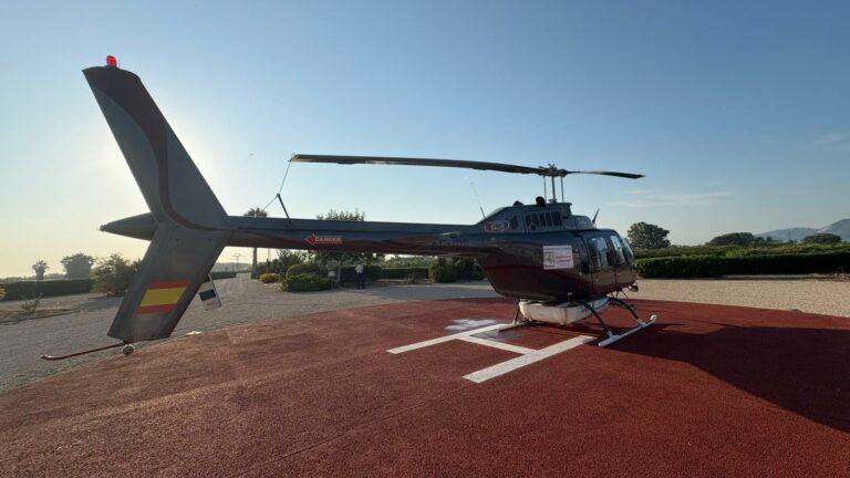 Sueca combat la mosca negra amb fumigacions al riu Xúquer